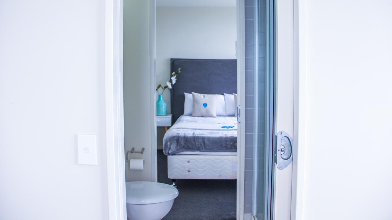 오클랜드 Semi Penthouse With Free Parking 아파트 외부 사진