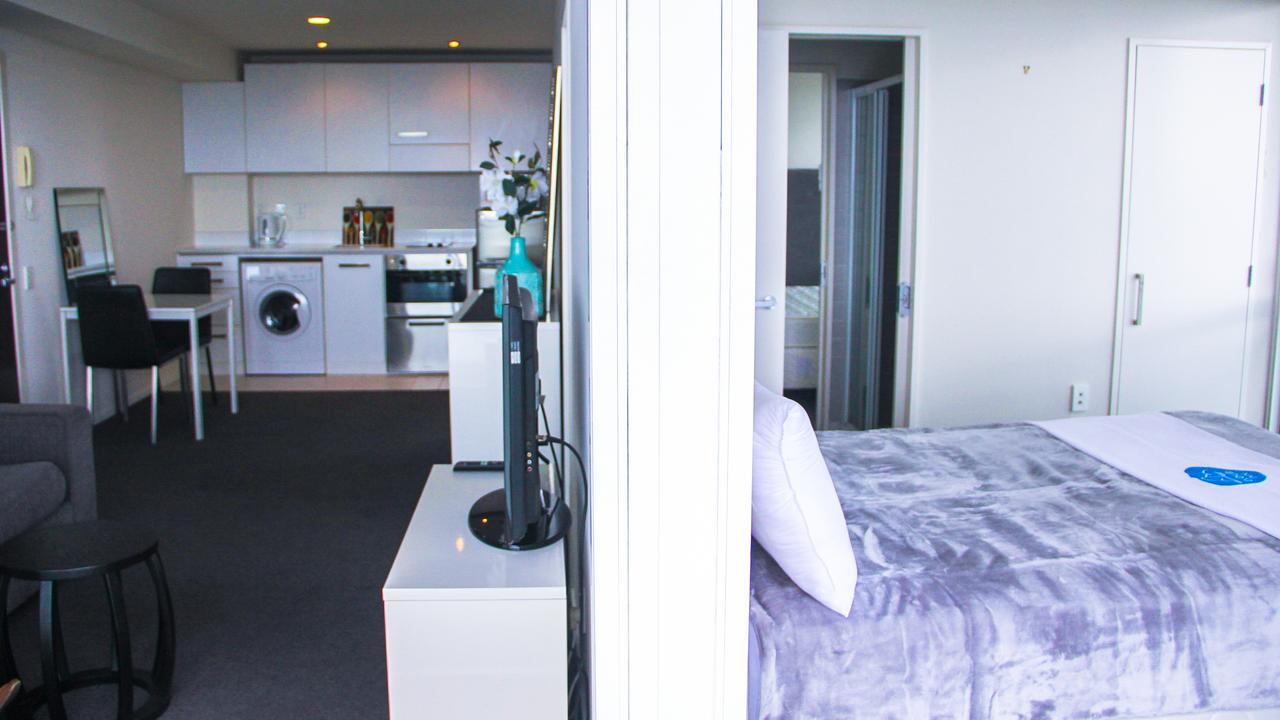 오클랜드 Semi Penthouse With Free Parking 아파트 외부 사진