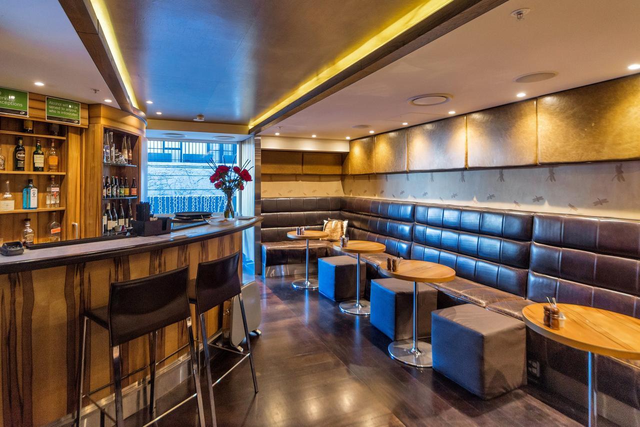 오클랜드 Semi Penthouse With Free Parking 아파트 외부 사진